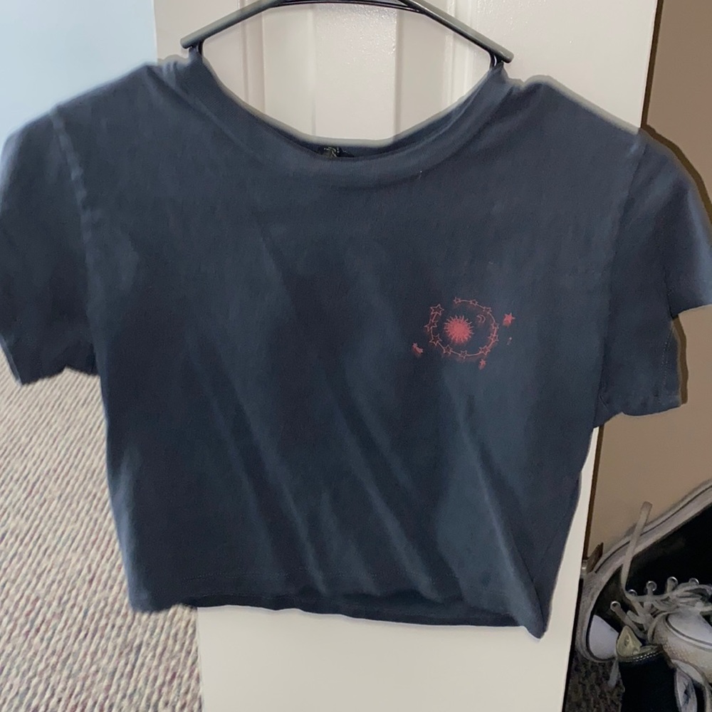 crop tee shirt